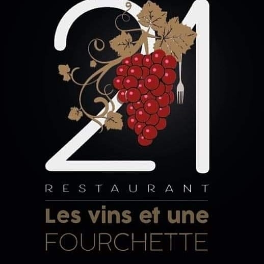 Venez découvrir le restaurant, Les Vins et une Fourchette à Fougères. Adresse incontournable pour sa cuisine et son ambiance. Réservez votre table ici !