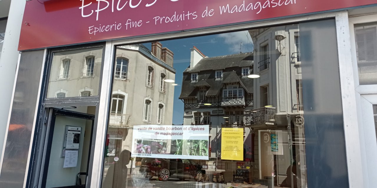 EPICES & VANILLE AU 74 RUE COURAYE A GRANVILLE. EPICERIE DE MADAGASCAR, ÉPICES, CHOCOLATS, RHUMS ARRANGÉS, bières, miels ET VANILLE. IDÉES RECETTES ET IDÉES CADEAUX À DÉCOUVRIR SUR PLACE !