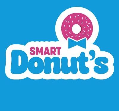 Bienvenue chez Smart Donut’s à Fougères (Place du Théâtre) ! Découvrez nos donuts frais, délicieux et créatifs ! Pour une petite pause, le quatre heure, un bon dessert ou pour une idée cadeau, venez dans notre boutique !